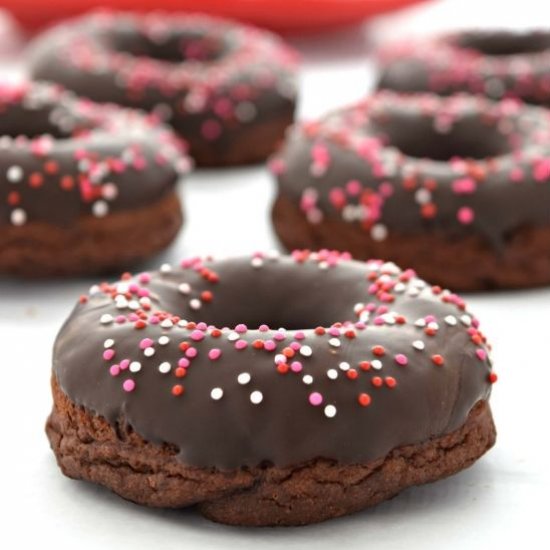 Baked Chocolate Cake Donuts