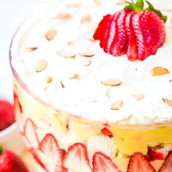 Banana Split Trifle