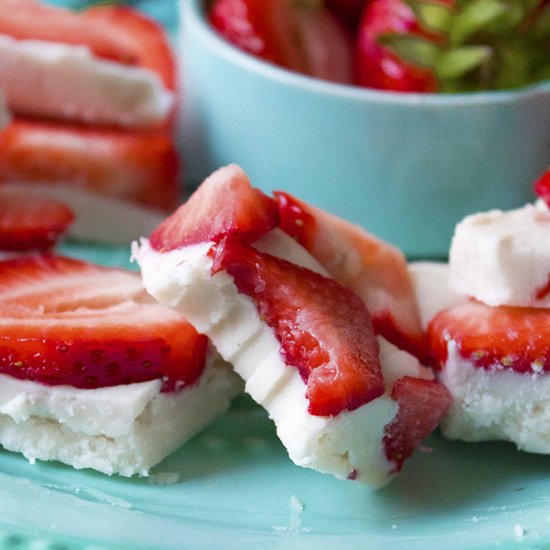 Berries & Cream Fudge