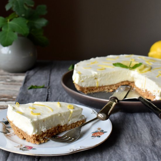 Lemon mousse tart