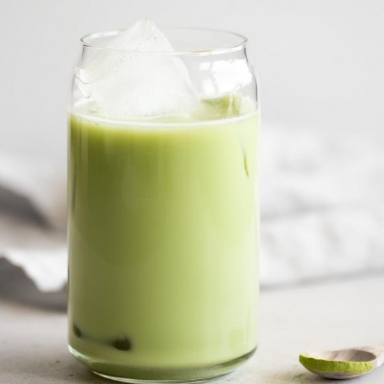 Perfect Iced Matcha Latte