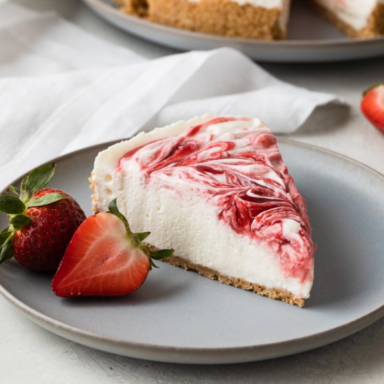 No Bake Strawberry Cheesecake