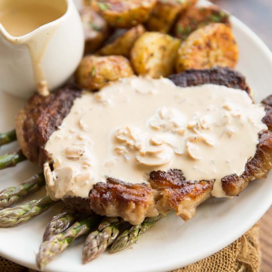 Steak and Creamy Mushroom Sauce