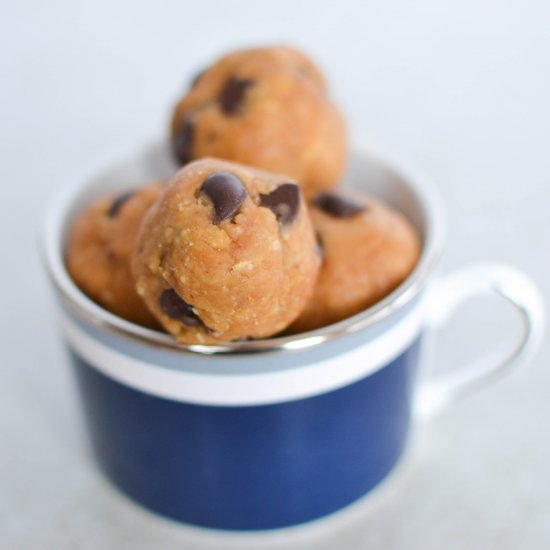 Chocolate Chip Cookie Dough Balls