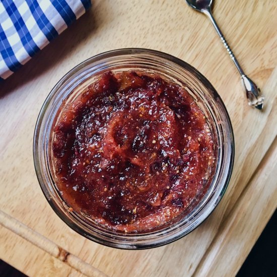 FRESH FIG AND BALSAMIC EASY JAM