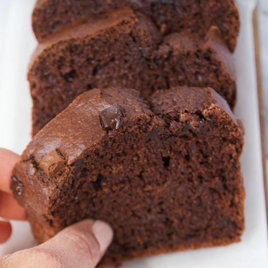 Healthy chocolate zucchini bread