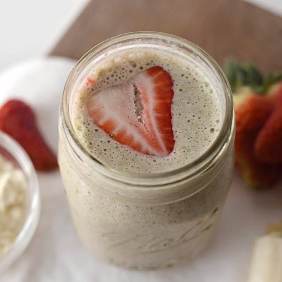 Strawberry Banana Green Smoothie