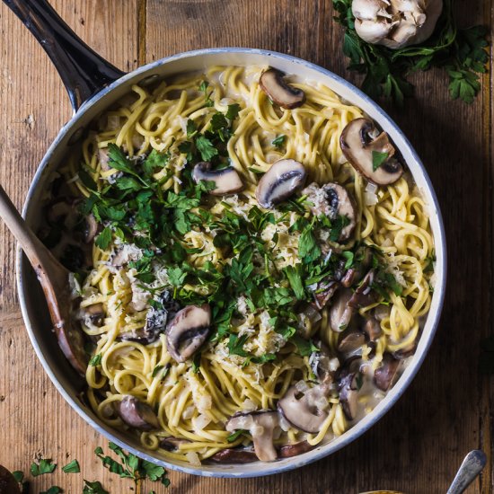 Creamy mushroom pasta