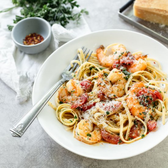 Garlic butter shrimp pasta