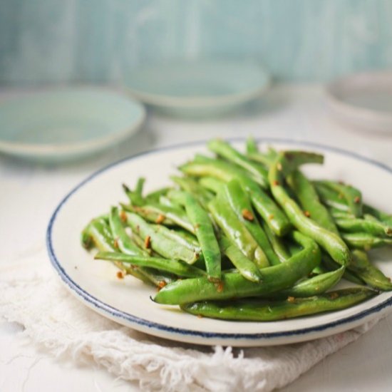 Sautéed Green Beans With Garli