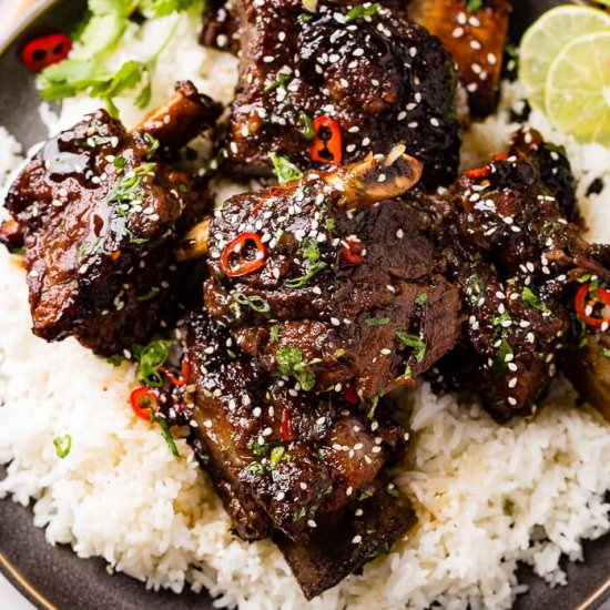 KOREAN OVEN BRAISED SHORT RIBS