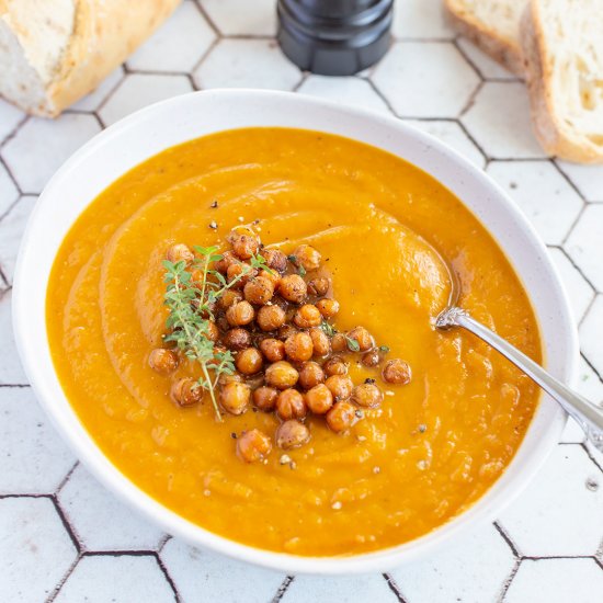 Roasted Pumpkin and Carrot Soup