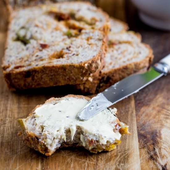 Asparagus & Sun Dried Tomato Bread