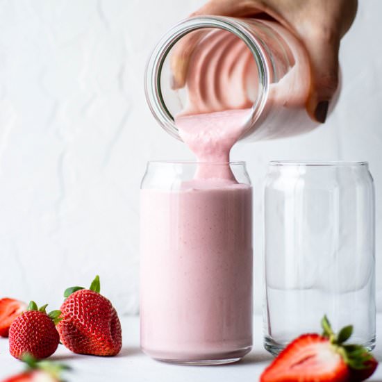 Strawberry Coconut Milk Shake