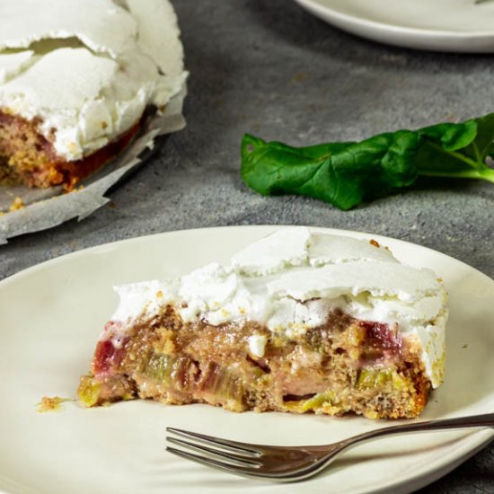 Rhubarb Cake with Meringue