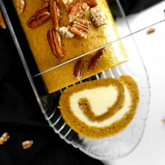 Spice Pumpkin Swiss Roll Cake