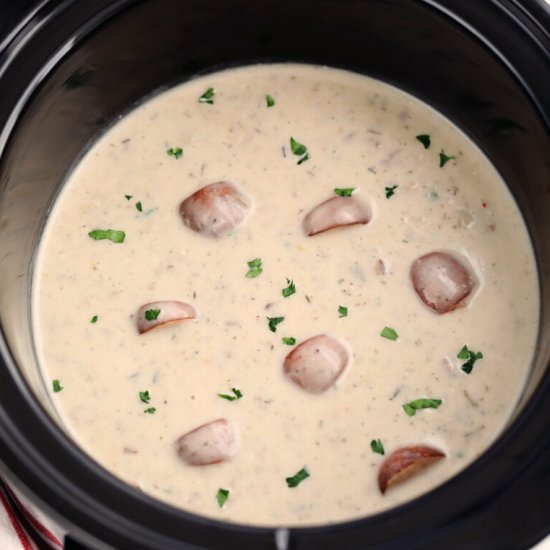 Slow Cooker Cream of Mushroom Soup