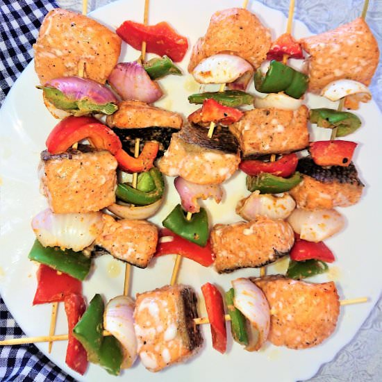 Baked salmon kebabs