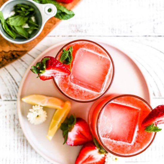 Homemade Strawberry Lemonade