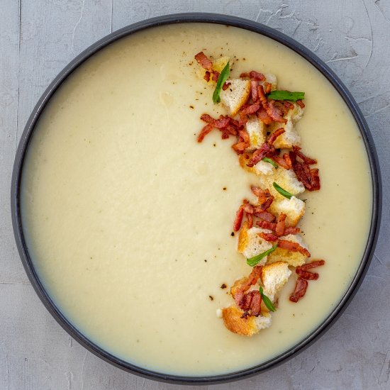 Cauliflower Bacon Soup