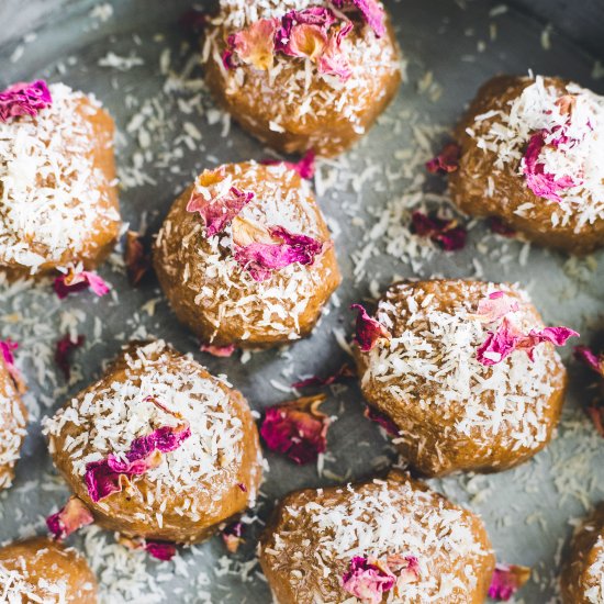 Peanut, sesame and coconut balls