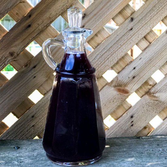 DIY Elderberry Syrup