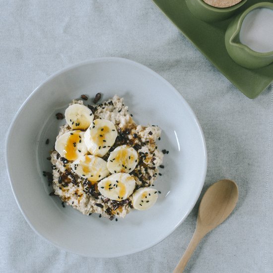 Gluten Free Banana Tahini Oatmeal