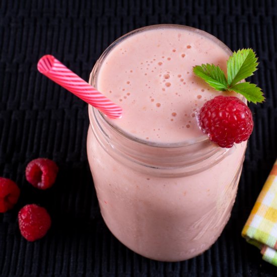 Raspberry Peach Smoothie