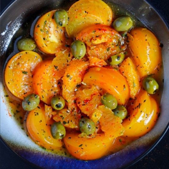 YELLOW HEIRLOOM TOMATO WITH ORANGE