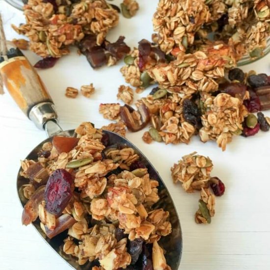 Autumn Harvest Fruit & Nut Granola