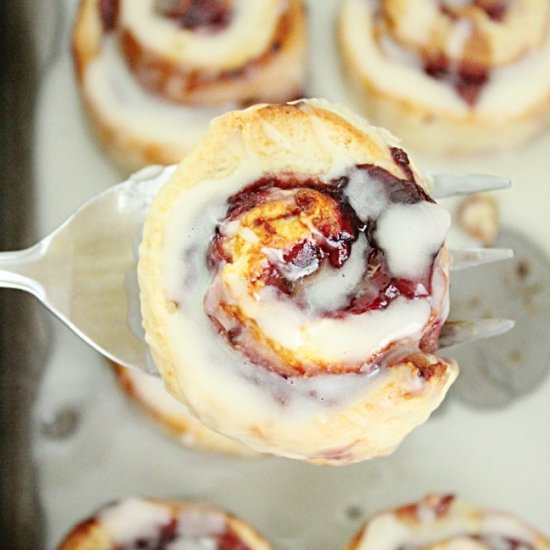 Mixed Berry Sweet Rolls