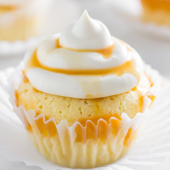 Keto caramel cupcakes