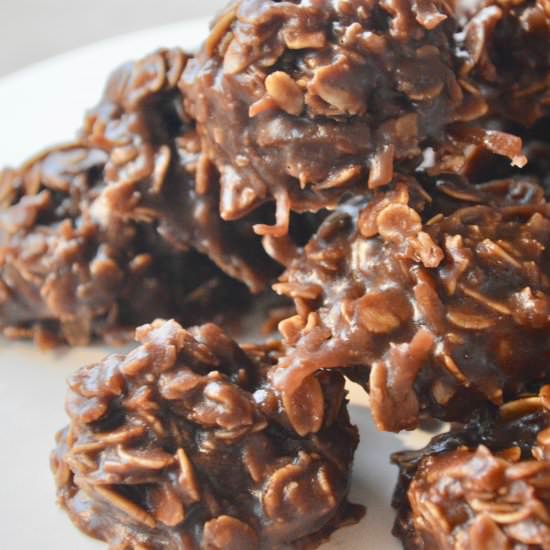 No Bake Chocolate Coconut Cookies