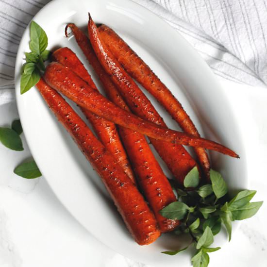 Sweet Balsamic Roasted Carrots