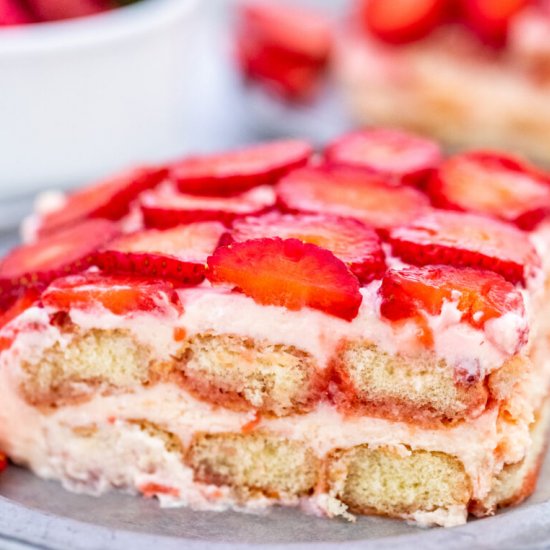 Strawberry Tiramisu