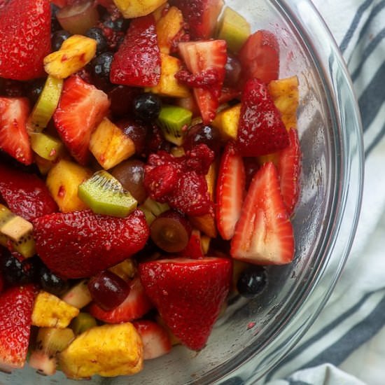 BROWN SUGAR CINNAMON FRUIT SALAD