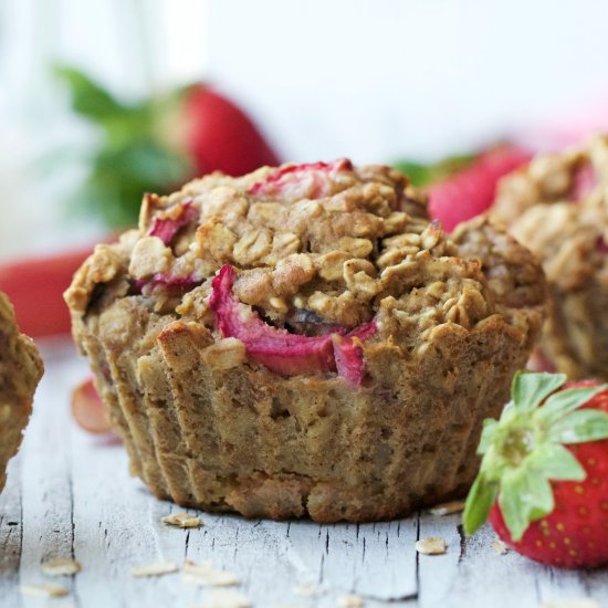 Strawberry Rhubarb Oatmeal Muffins