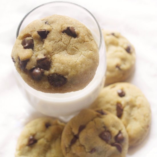 vegan chocolate chip cookies