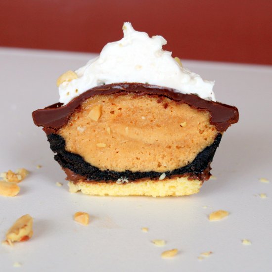 Peanut Butter Oreo Mini Pie