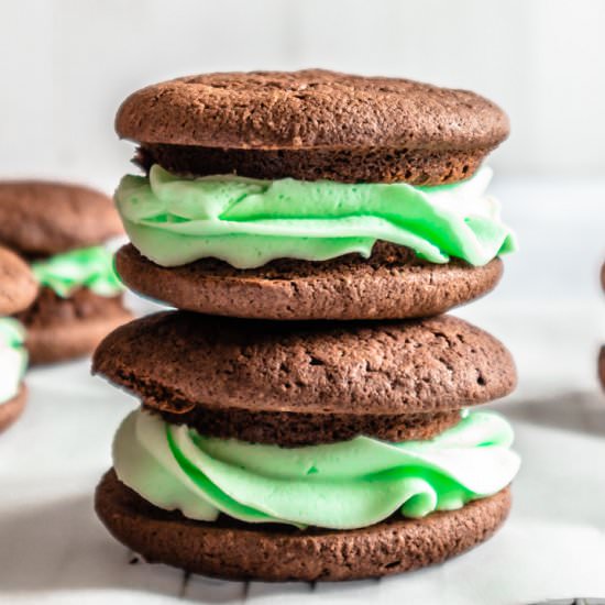 Cool Mint Choc Whoopie Pies