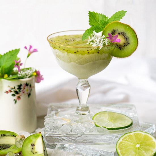 Frozen Kiwi Daiquiris