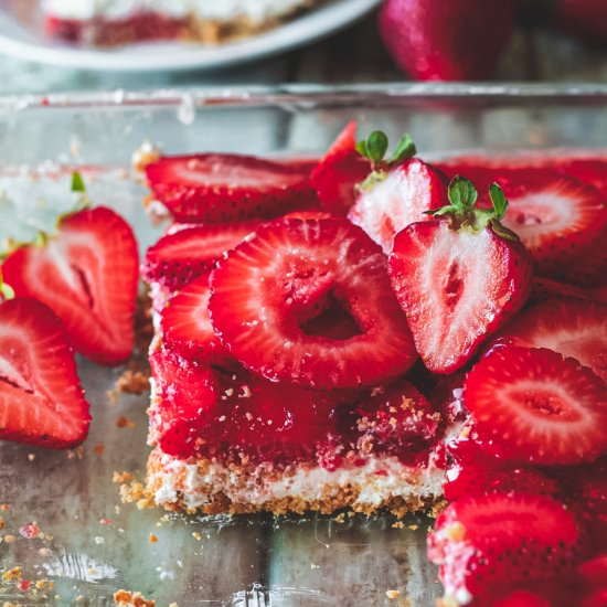 Strawberry Jello Summer Salad