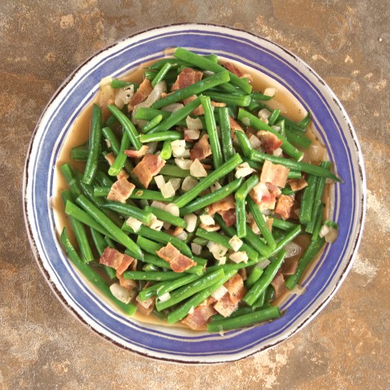 Green Beans with Bacon and Onions