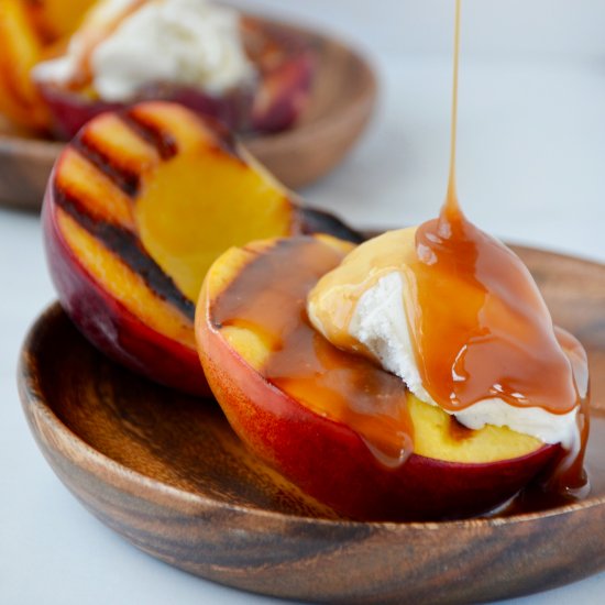 Grilled Peach Sundaes