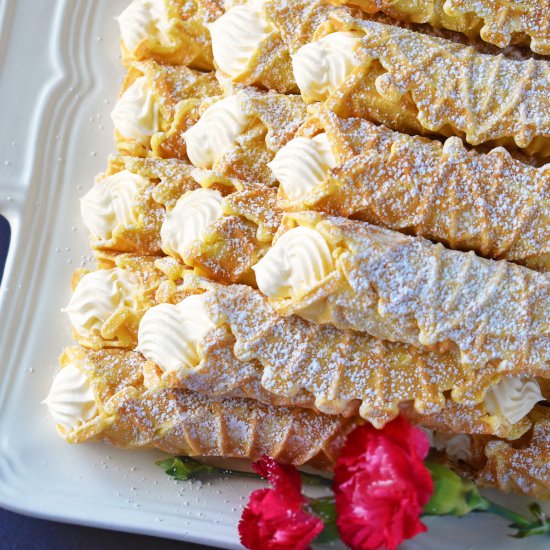 Cream Filled Pizzelles (trubochki)