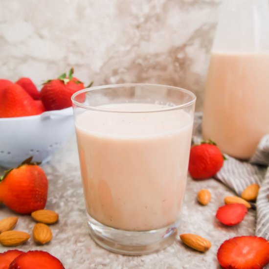 Homemade Strawberry Almond Milk (Pa