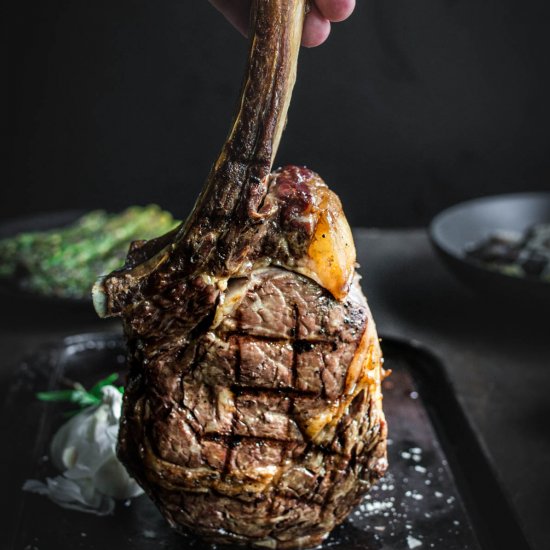 Perfect Tomahawk Steak