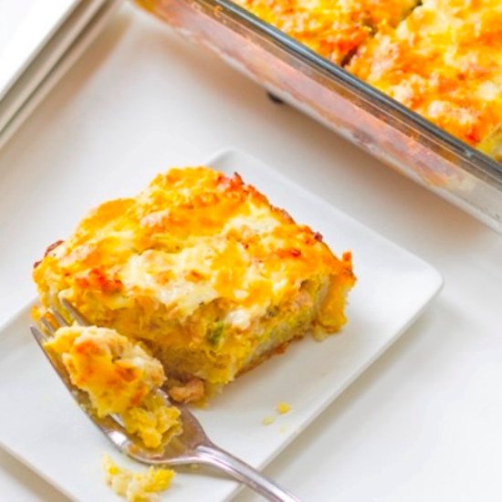 Cheesy Tater Tot Breakfast Casserole