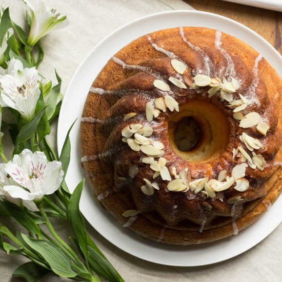 Babka cake (Polish bundt cake)