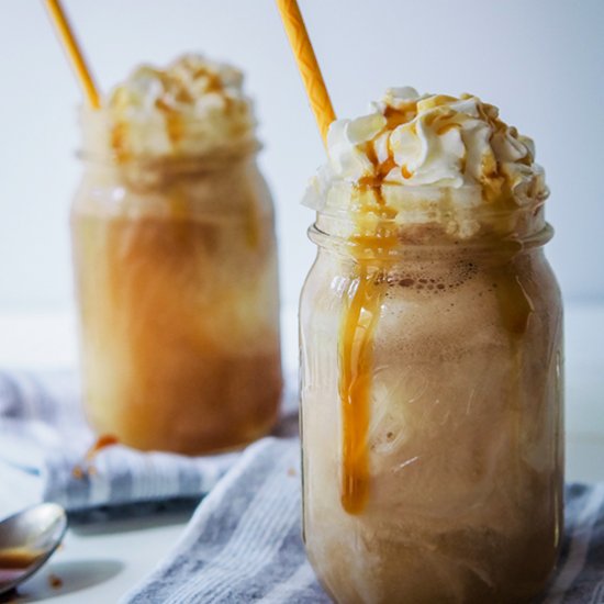 Boozy Cream Soda Floats